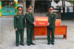 Tư lệnh Quân khu kiểm tra tại Sư đoàn Bộ binh 3